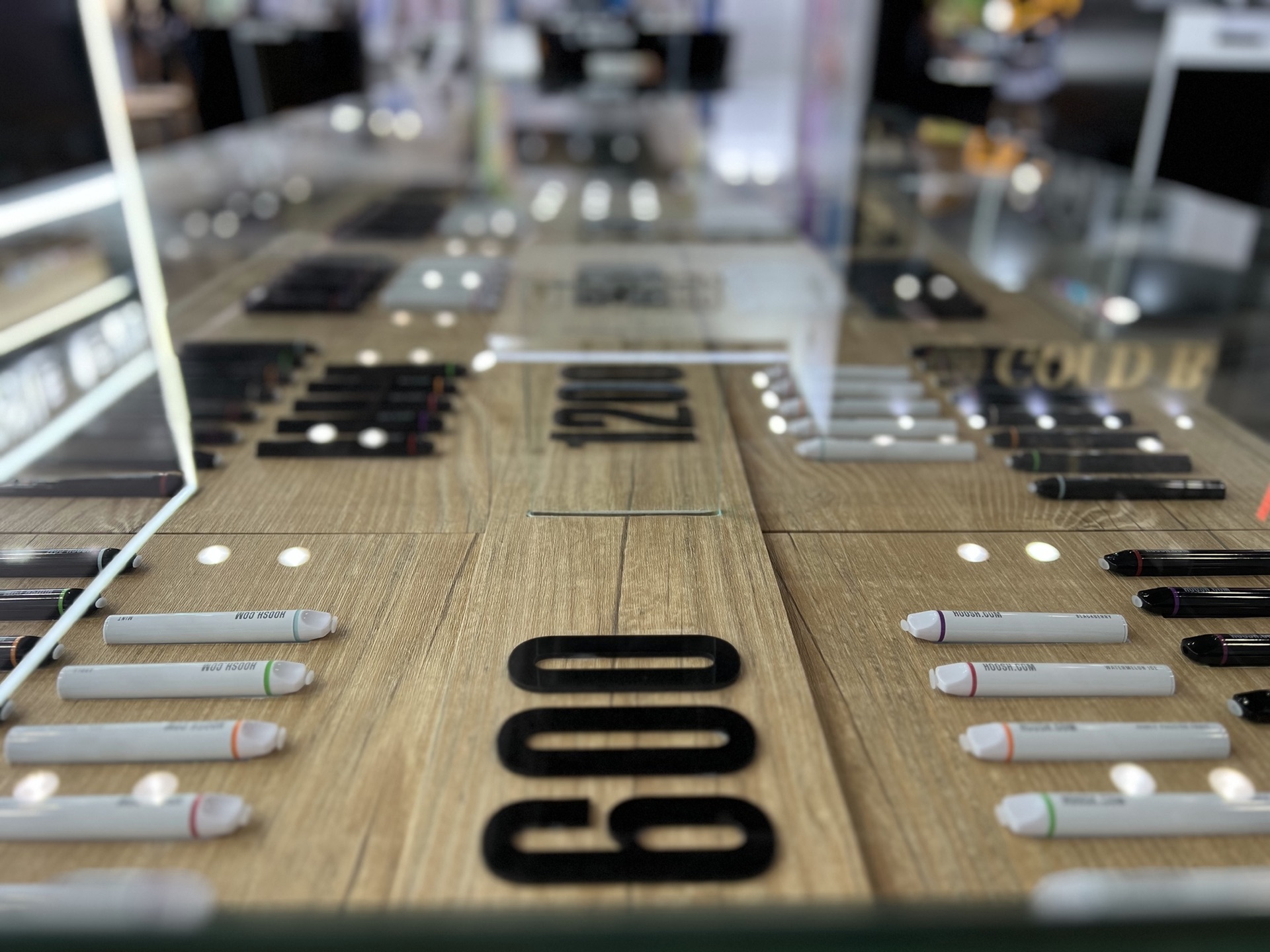 Consumer Electronics Brand World of Vape — photo 6